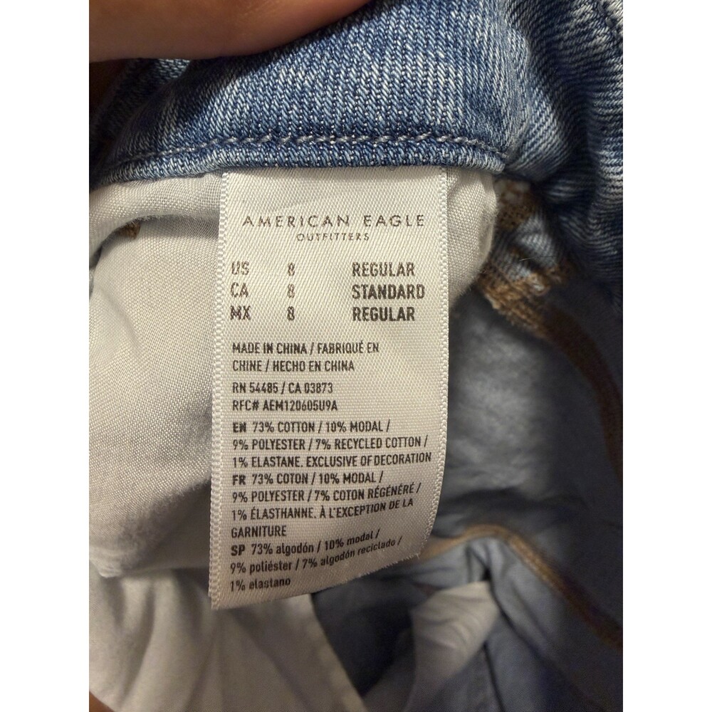 American Eagle Stretch Ripped Curvy Mom Jeans 8 - Picture 9 of 9